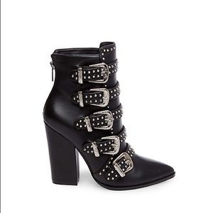 Steve Madden Comet Bootie sz 6